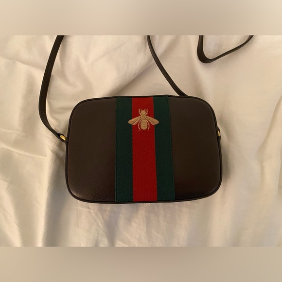 GUCCI WEBBY BEE CROSSBODY BAG - EXCELLENT CONDITION - Picture 4 of 6